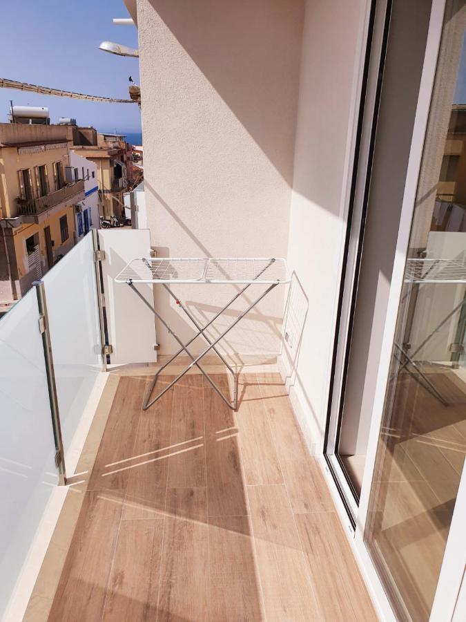 Beach Apartments Marina Di Ragusa Exterior foto